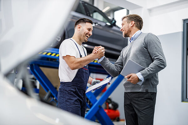 Outils, électroniques et accessoires automobiles