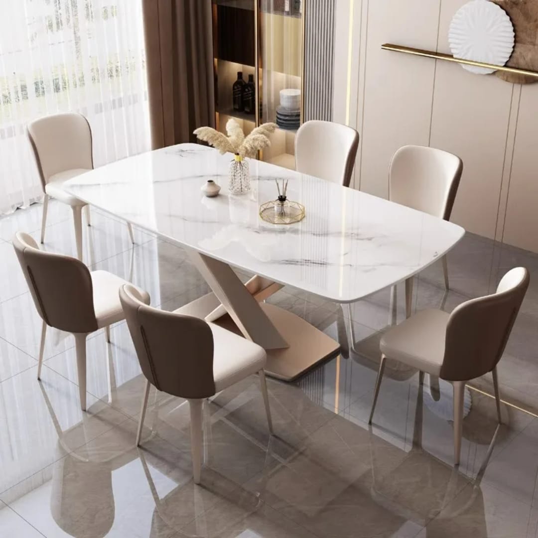 Table à manger en marbre avec 6 chaises - vue de dessus avec motif floral