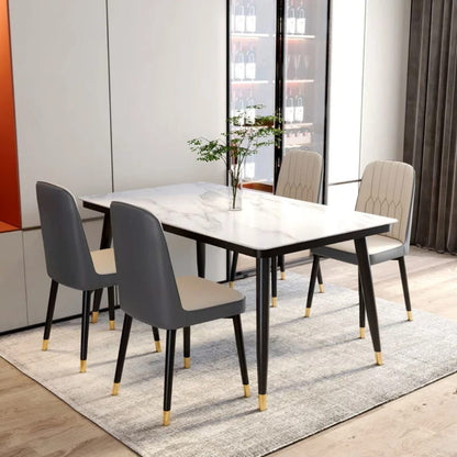 Table à manger marbre avec 4 chaises grises - vue de dessus