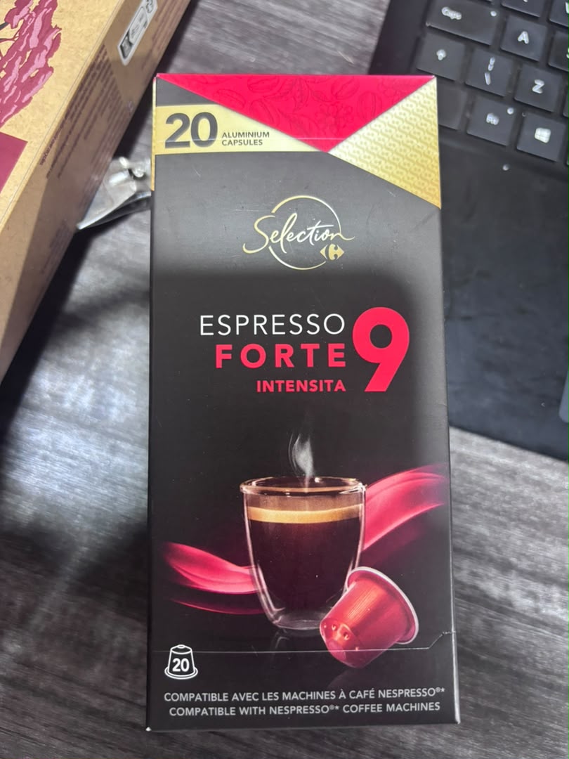 Capsules Espresso Forte 9 Carrefour Selection — photo réelle boîte, intensité 9